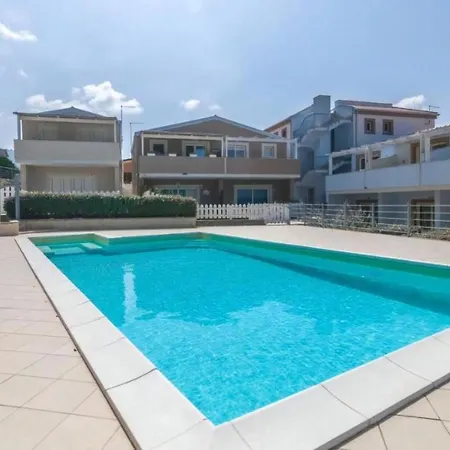 Casa Vacanze Costa Paradiso Con Giardino Privato E Clima Holiday home *