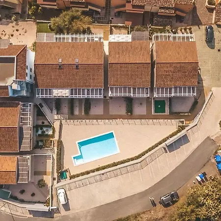 Casa Vacanze Costa Paradiso Con Giardino Privato E Clima Viddalba