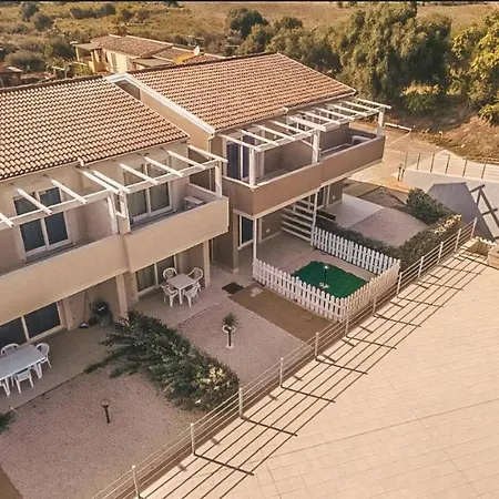 Casa Vacanze Costa Paradiso Con Giardino Privato E Clima Viddalba