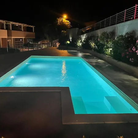 Holiday home Casa Vacanze Costa Paradiso Con Giardino Privato E Clima