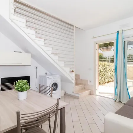 Casa Vacanze Costa Paradiso Con Giardino Privato E Clima * Viddalba